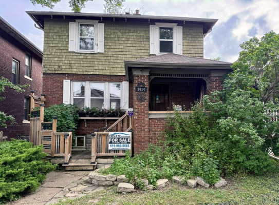 For Sale: 5-bedroom, 2-bath 1614 Church St Windsor ON N8X1V5