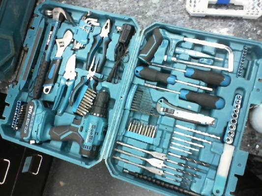 SEESII 21V DRILL TOOL KIT