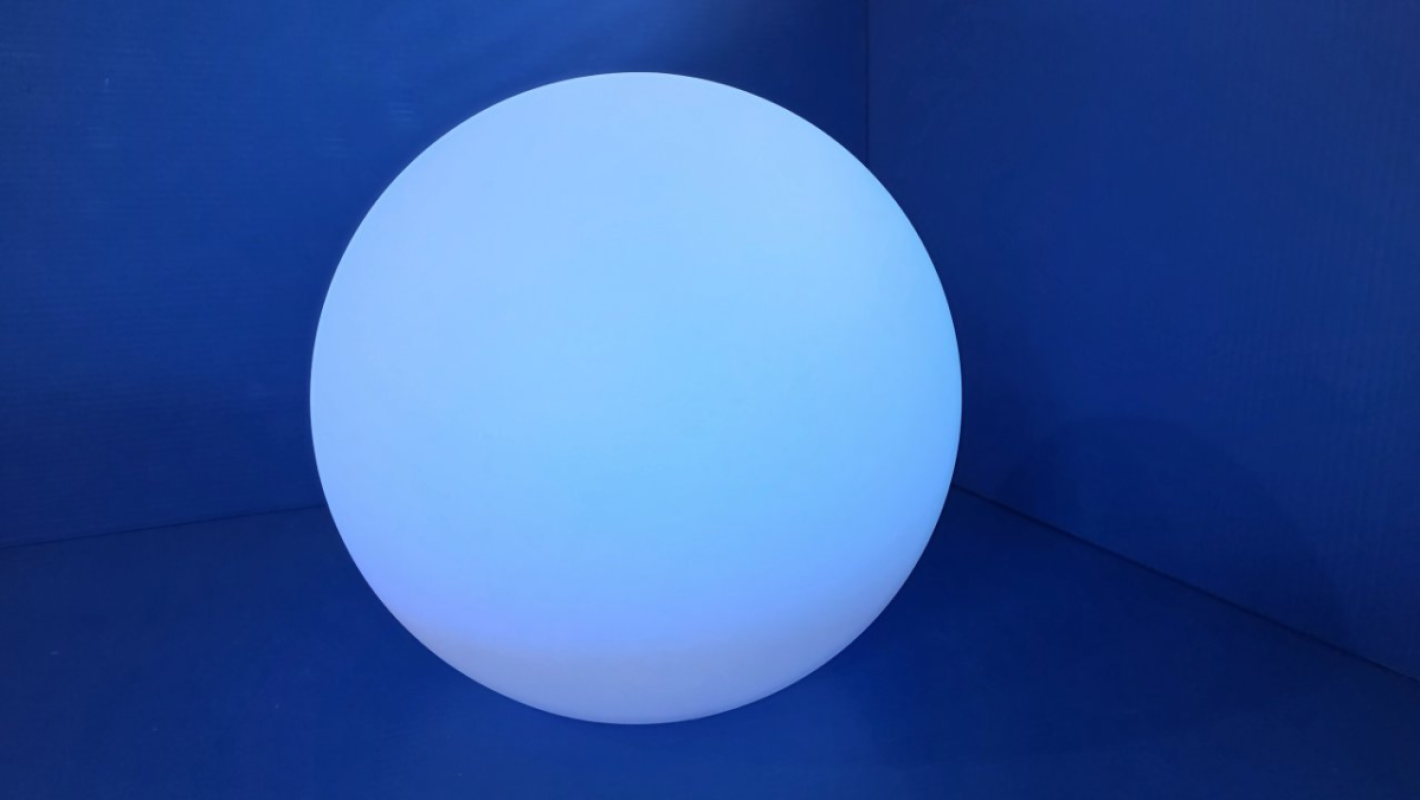 Floating Globe lamp - works in the pool too!