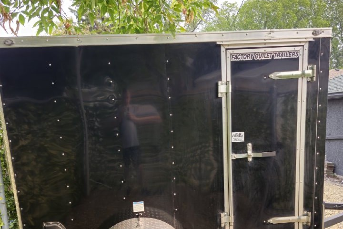 5x8/9 enclosed trailer for sale