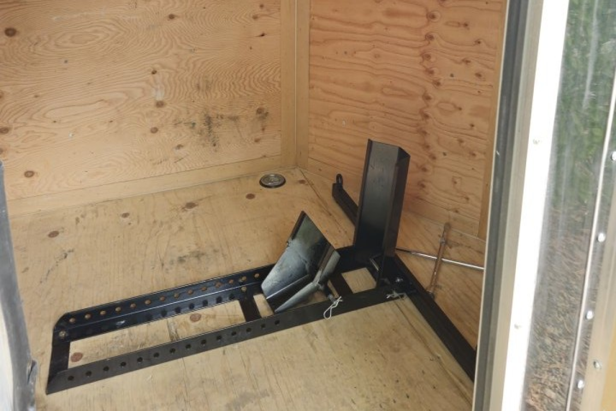 5x8/9 enclosed trailer for sale