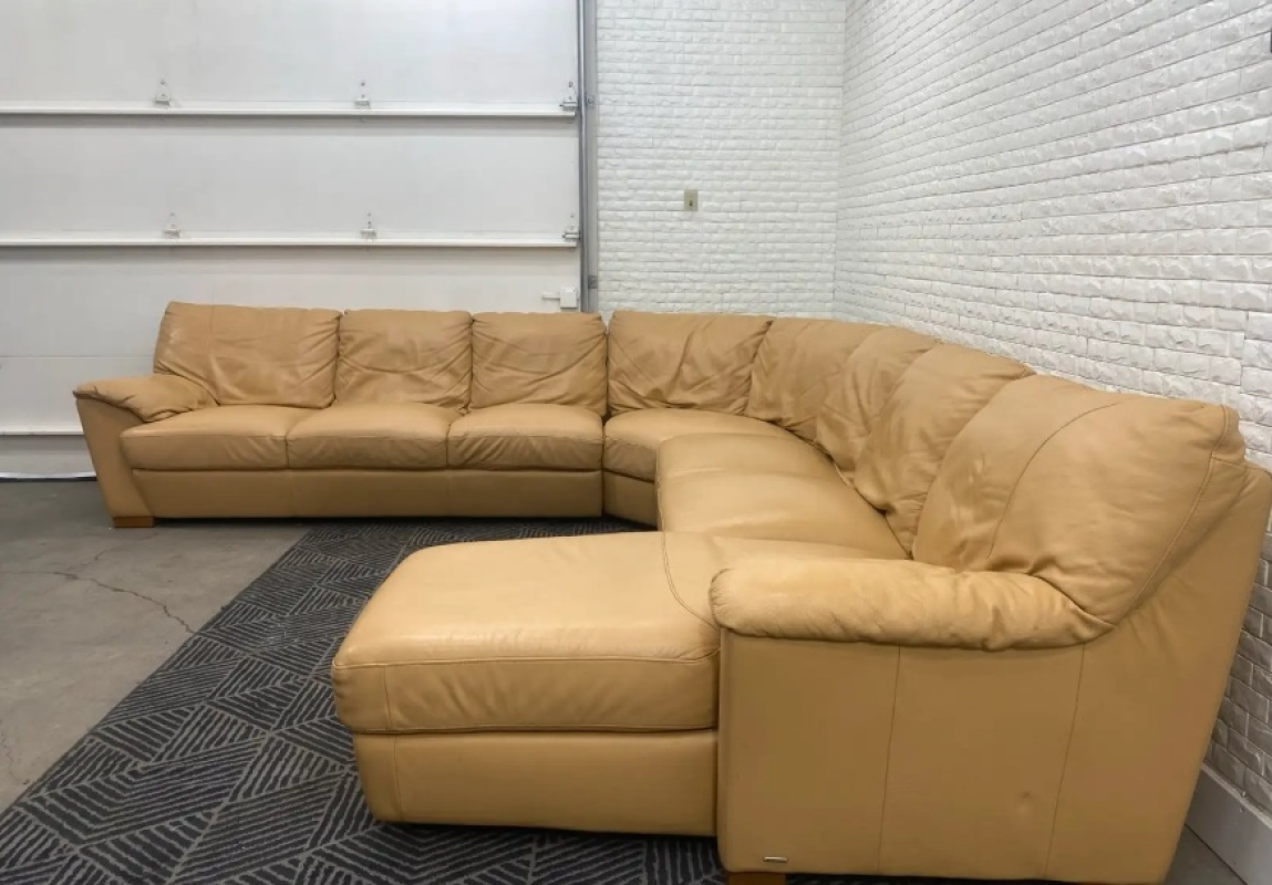 FREE DELIVERY Large Genuine Leather Sectional