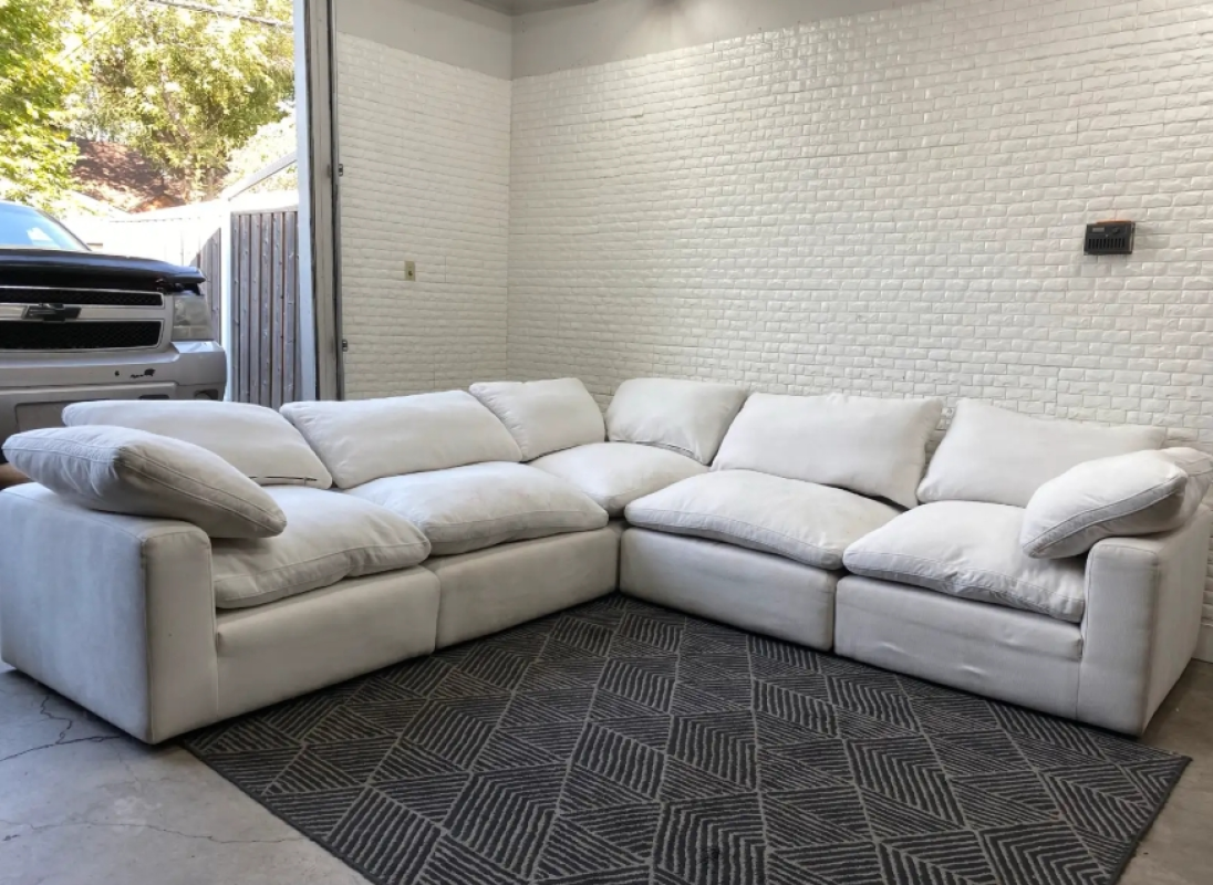 FREE DELIVERY - Cloud Couch