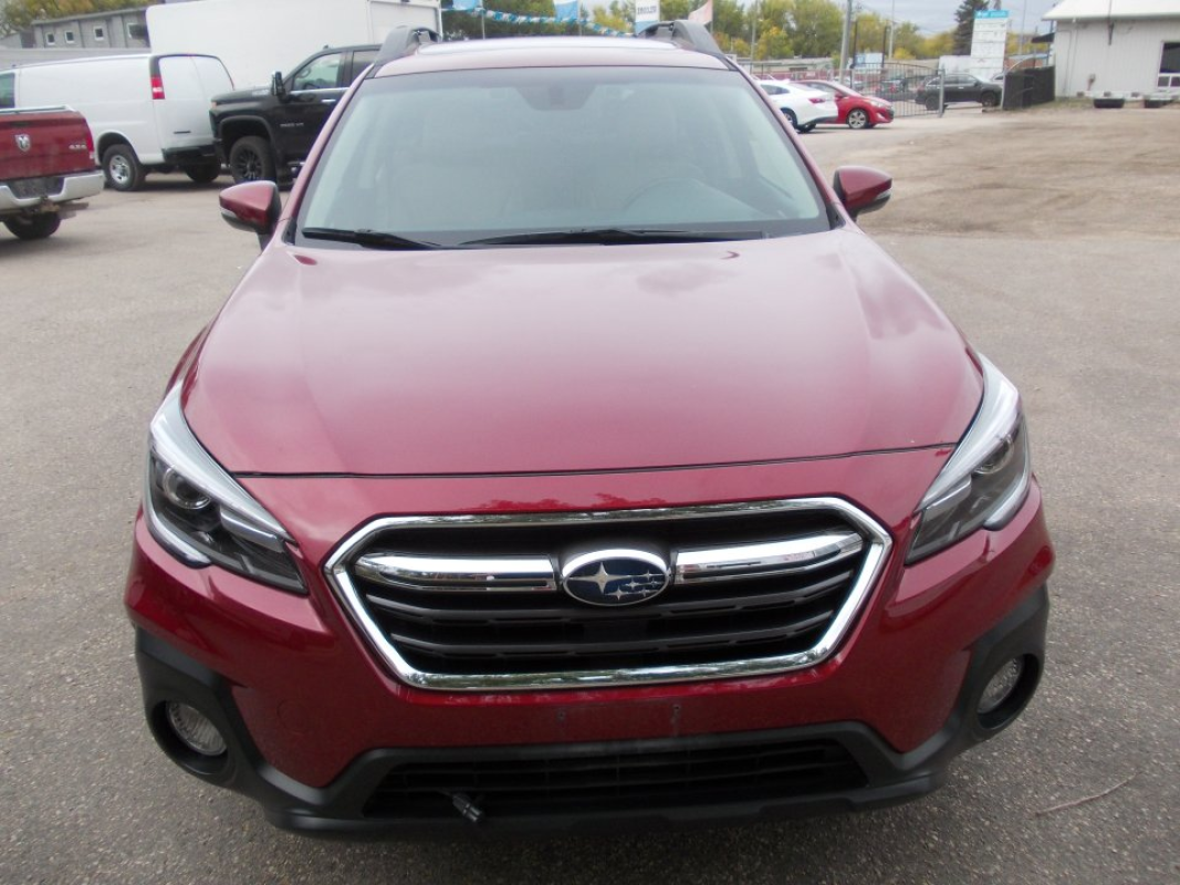 2018 Subaru Outback  Limited w/eye