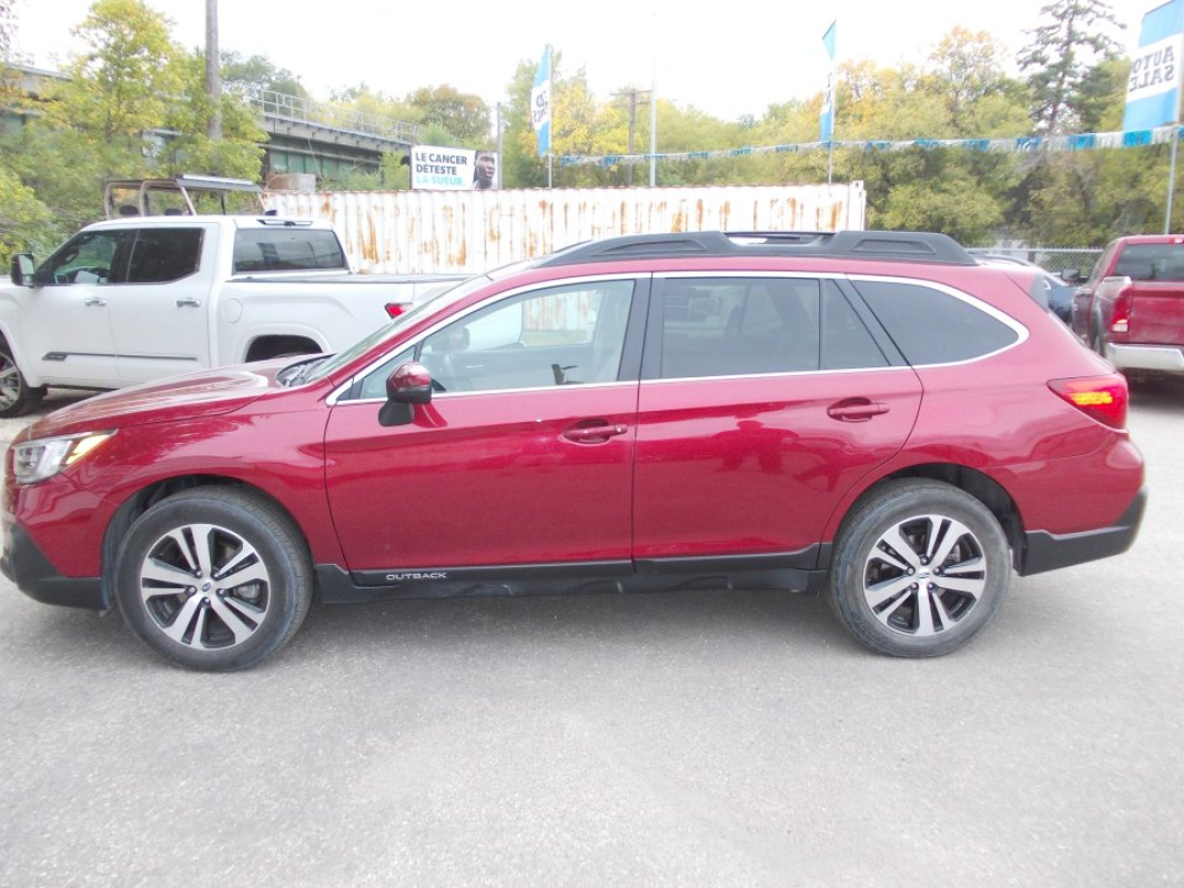 2018 Subaru Outback  Limited w/eye