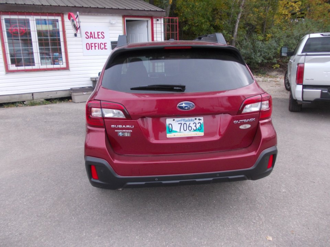 2018 Subaru Outback  Limited w/eye