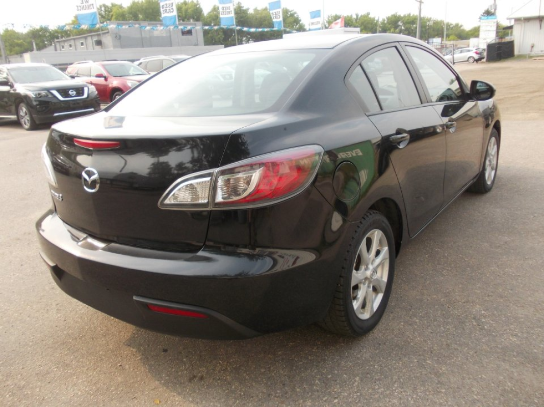 2011 Mazda 3 GS