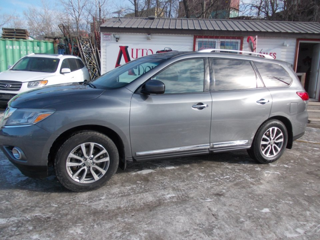 2015 Nissan Pathfinder SL