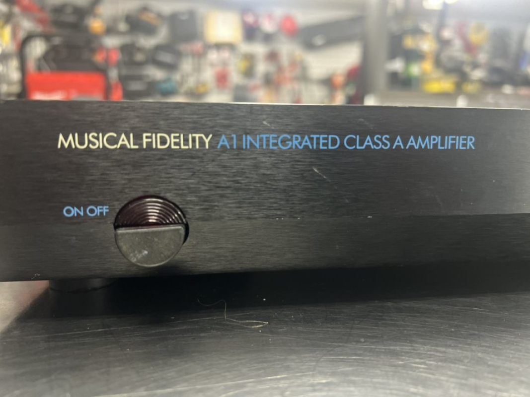 MUSICAL FIDELITY AUDIO A1 class A AMPLIFIER
