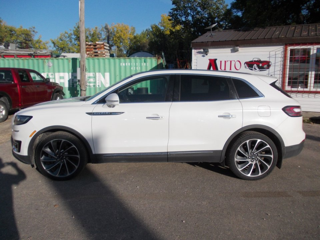 2020 Lincoln Nautilus Reserve