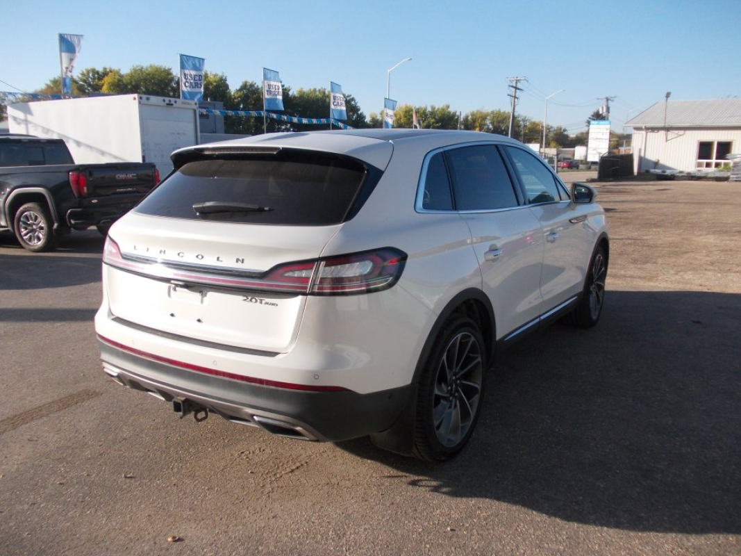 2020 Lincoln Nautilus Reserve