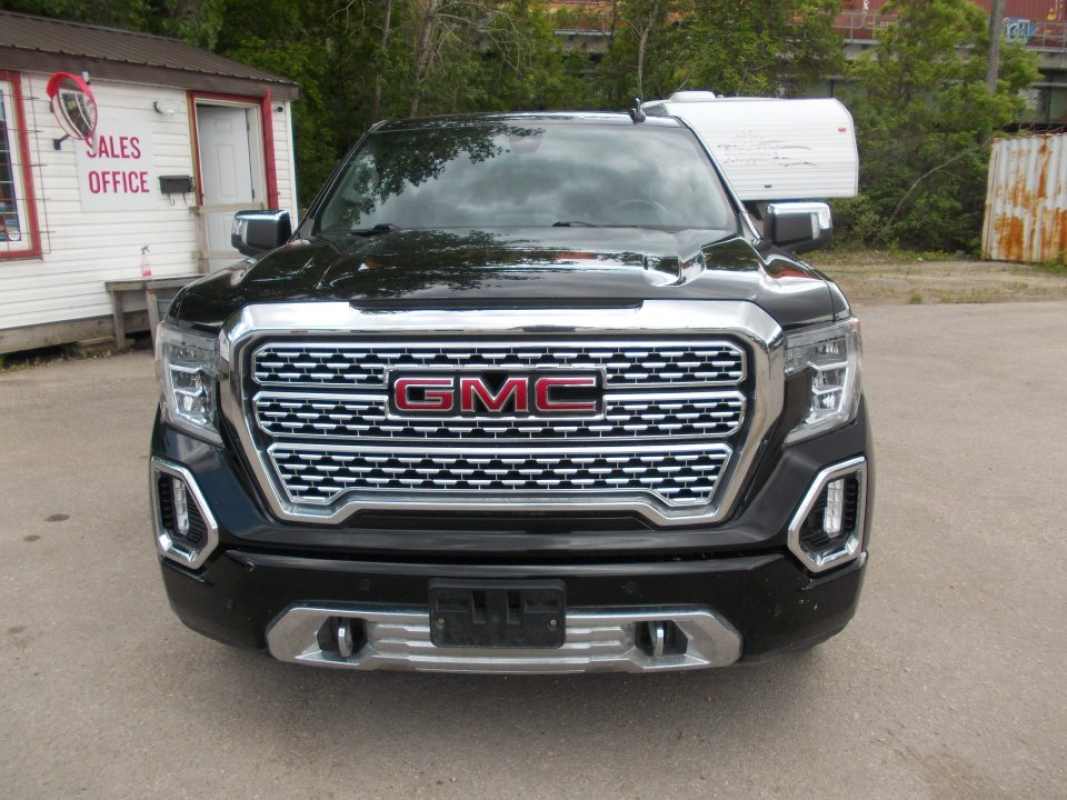 2022 GMC Sierra Denali Crew Cab