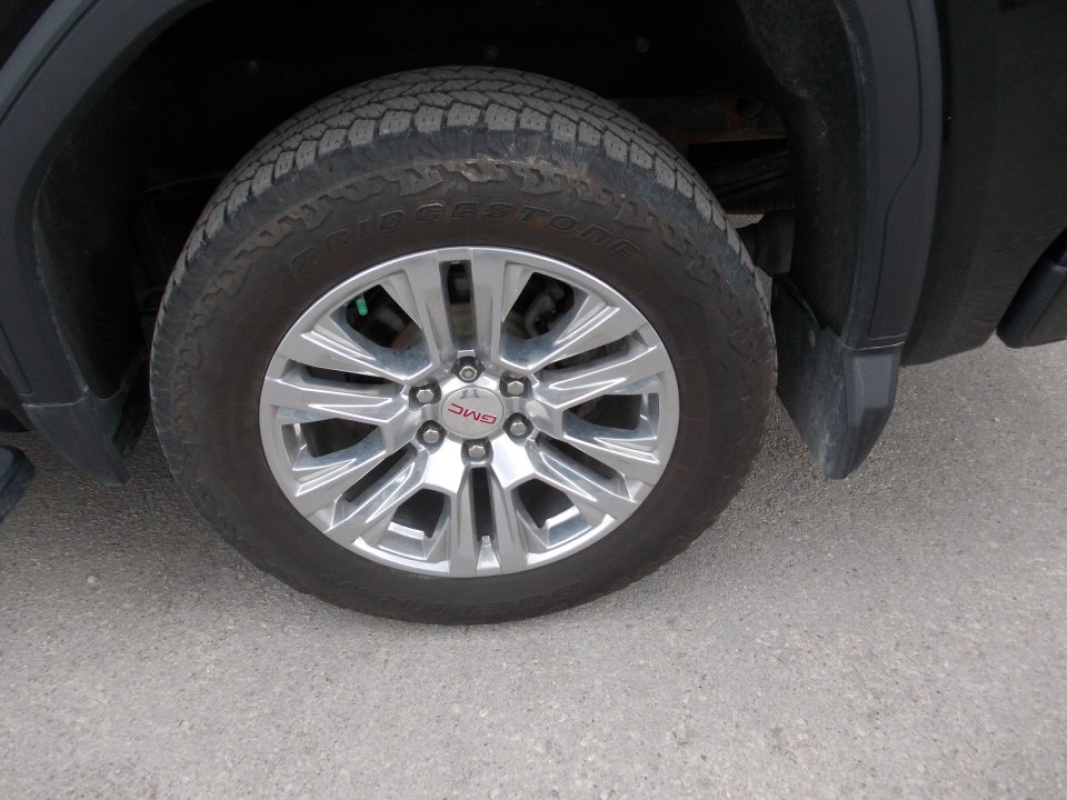 2022 GMC Sierra Denali Crew Cab