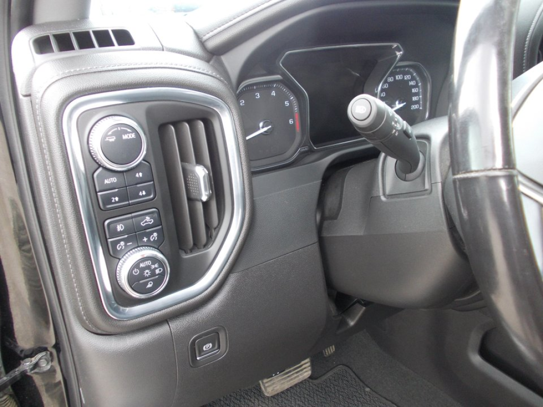 2022 GMC Sierra Denali Crew Cab