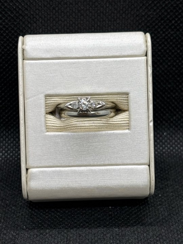 Lady's Diamond Wedding Set 3 Diamonds .15 Carat T.W. 18K White Gold 5.92g