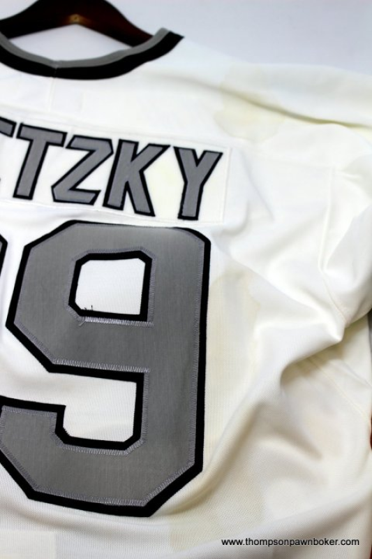 Wayne Gretzky autographed jersey