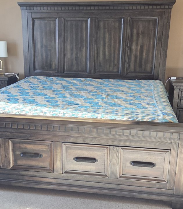 Solid Wood King Size Bedroom Set