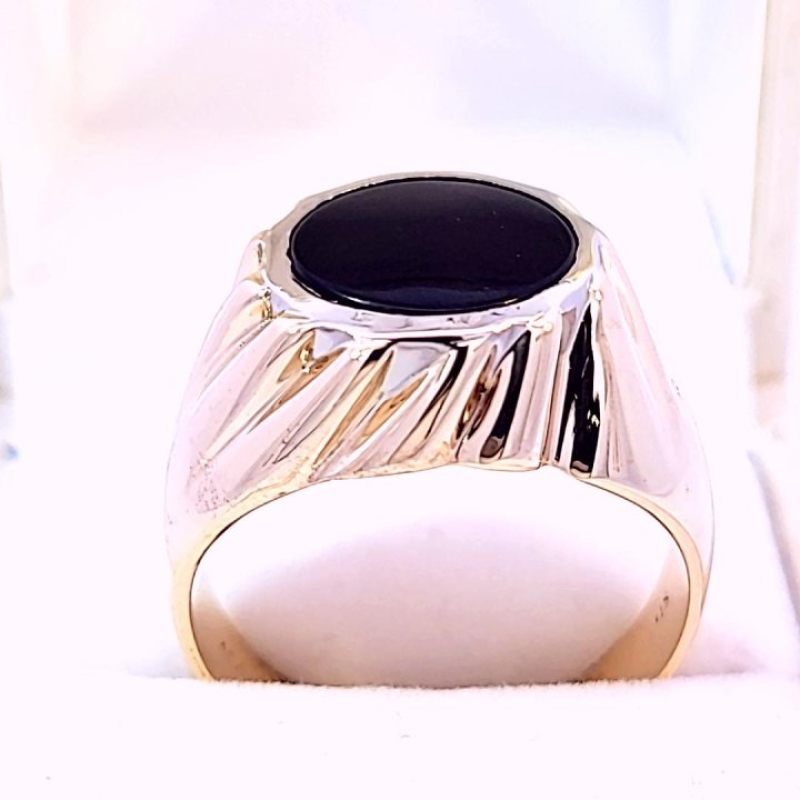 Black Stone Ring 10K Yellow Gold 16.1g Size:12