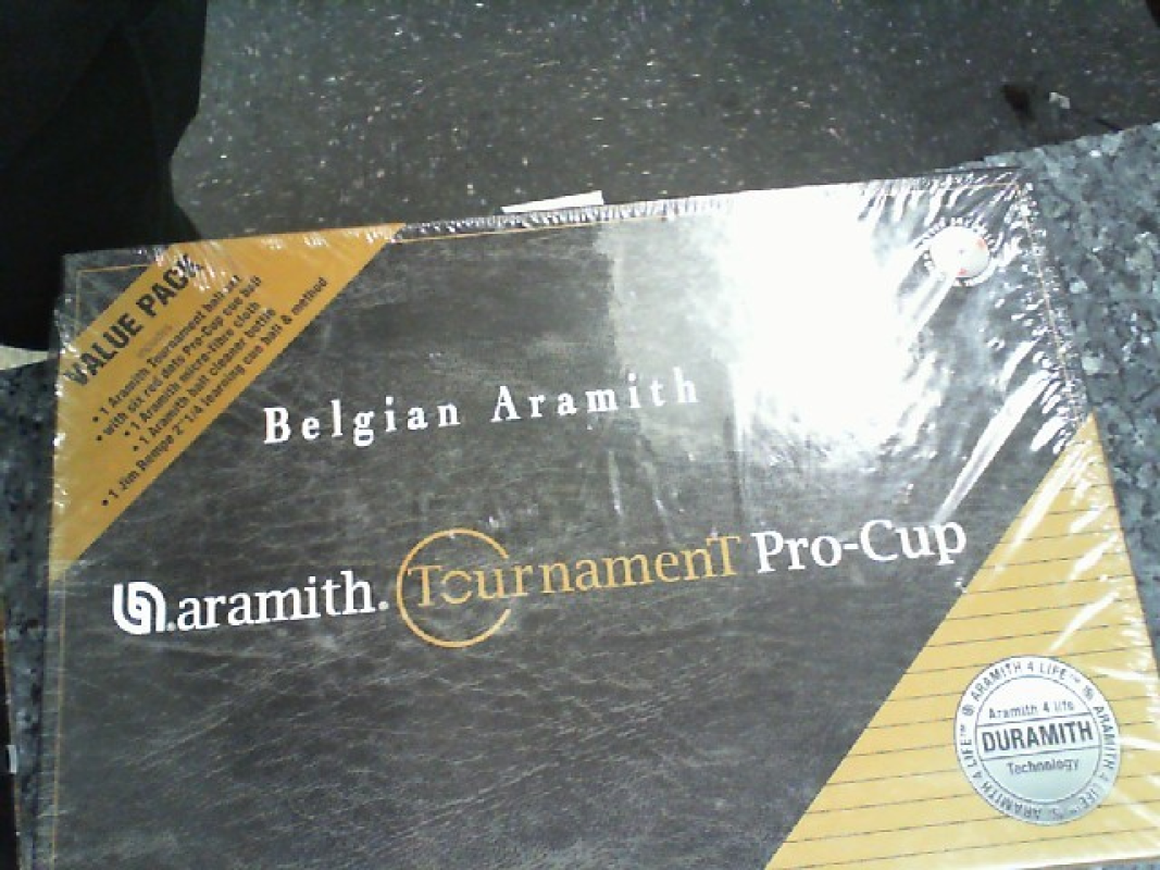 ARAMITH POOL BALL SET