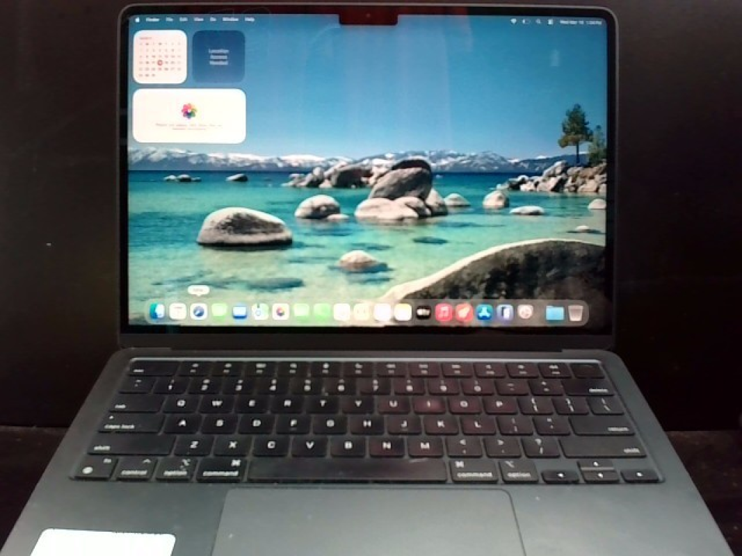 APPLE MACBOOK AIR A2681