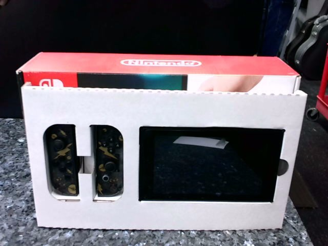 NINTENDO SWITCH HANDHELD - HAC-001