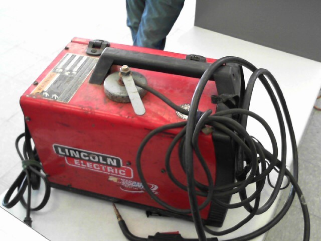 LINCOLN ELECTRIC EASYCORE 125