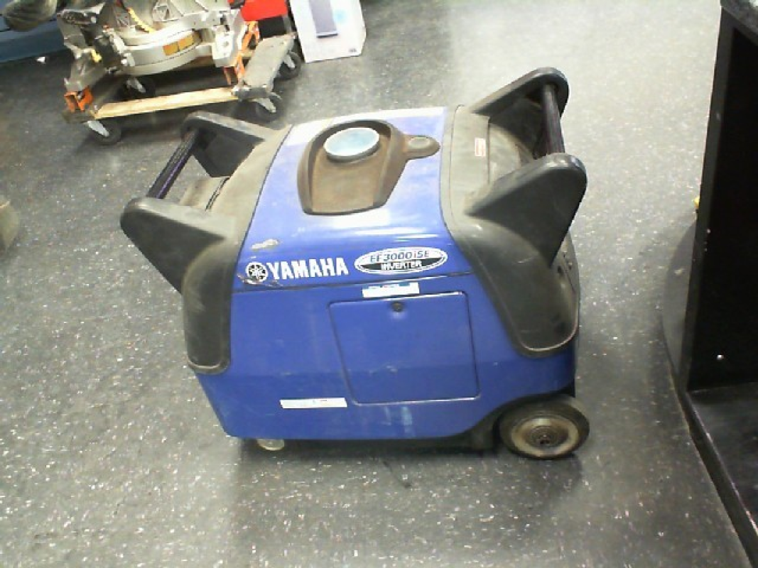 YAMAHA 3000W INVERTER GENERATOR