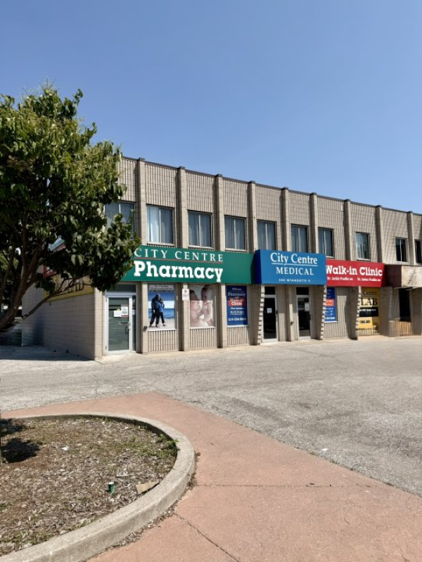 🚨 COMMERCIAL INVESTOR ALERT – PROMINENT CORNER OFFICE BUILDING IN CENTRAL WINDSOR! 🚨 500 Wyandotte