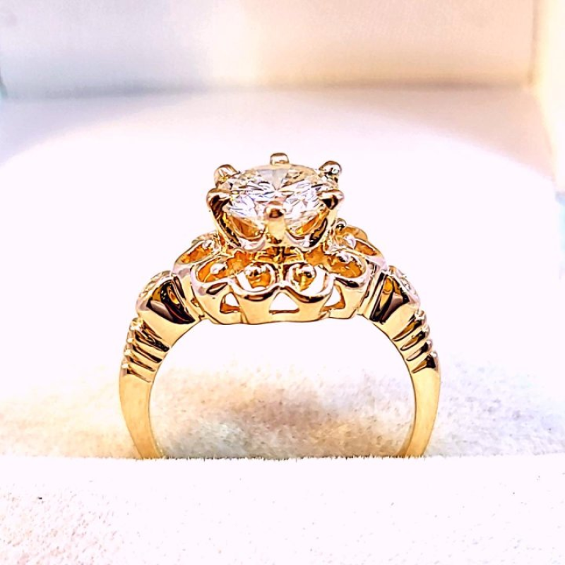 Diamond Solitaire Ring 1.34 CT. 14K Yellow Gold 4.1g Size:6 APP$20,200