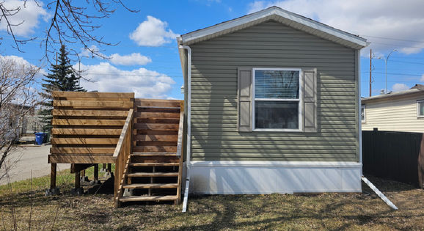 2 Bed 1 Bath Mobile Home