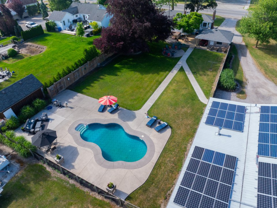 13.3 ACRE FARM FOR SALE 710 Seacliff Drive, Kingsville, Ontario