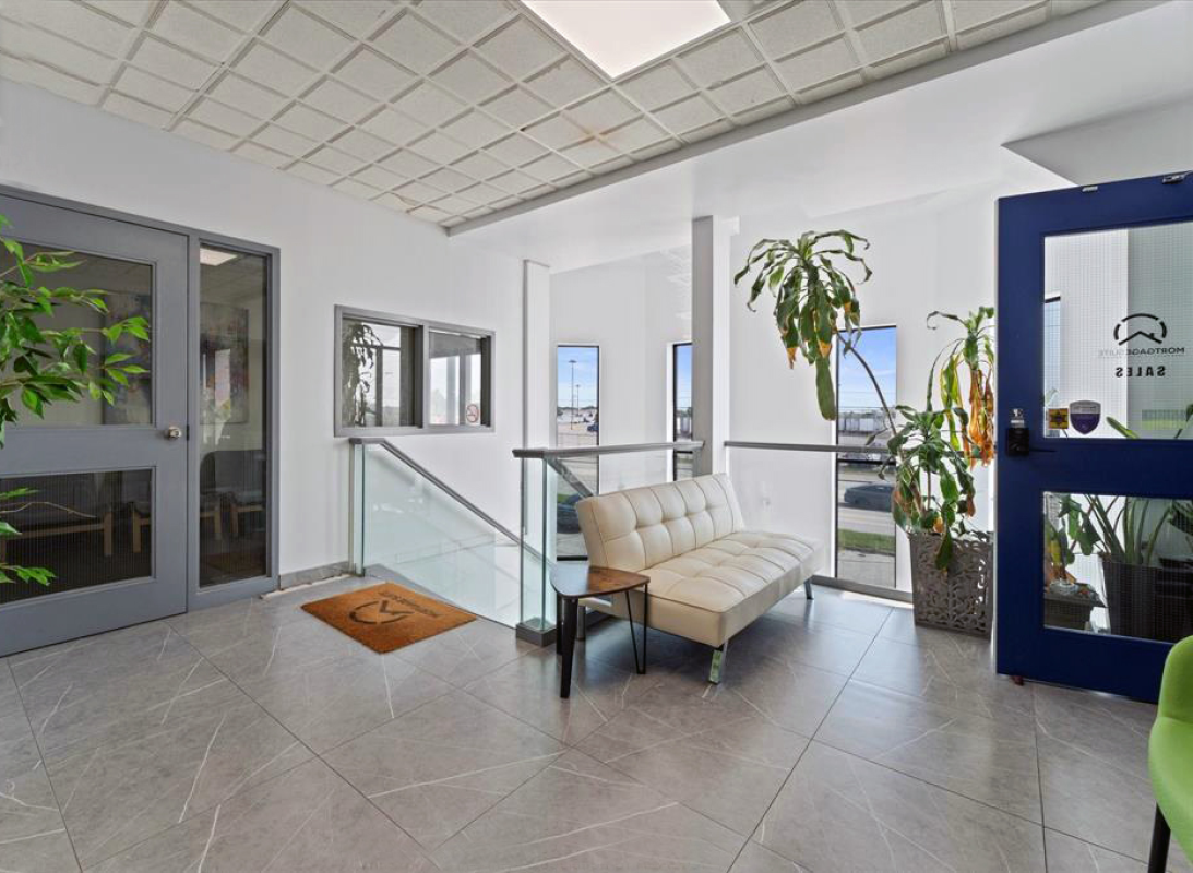 Commercial Office Space For Lease 3000sq ft Windsor ON