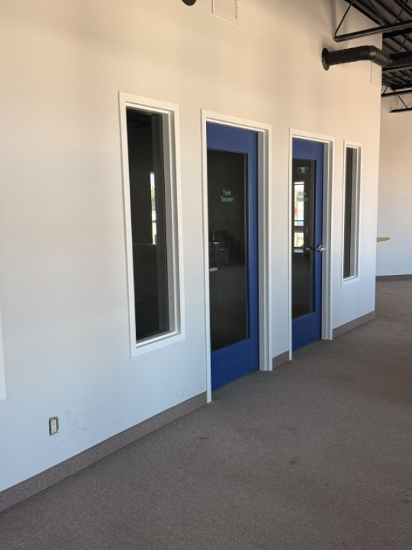 Commercial Office Space For Lease 3000sq ft Windsor ON