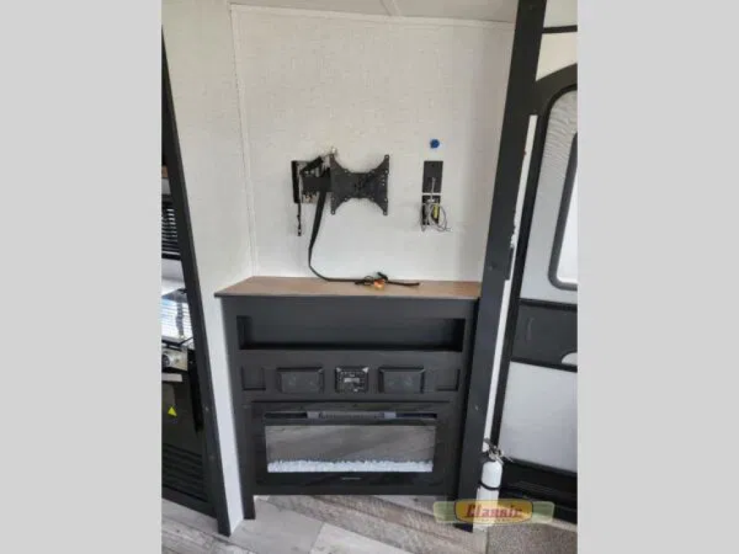 2023 Keystone RV Springdale 256RD