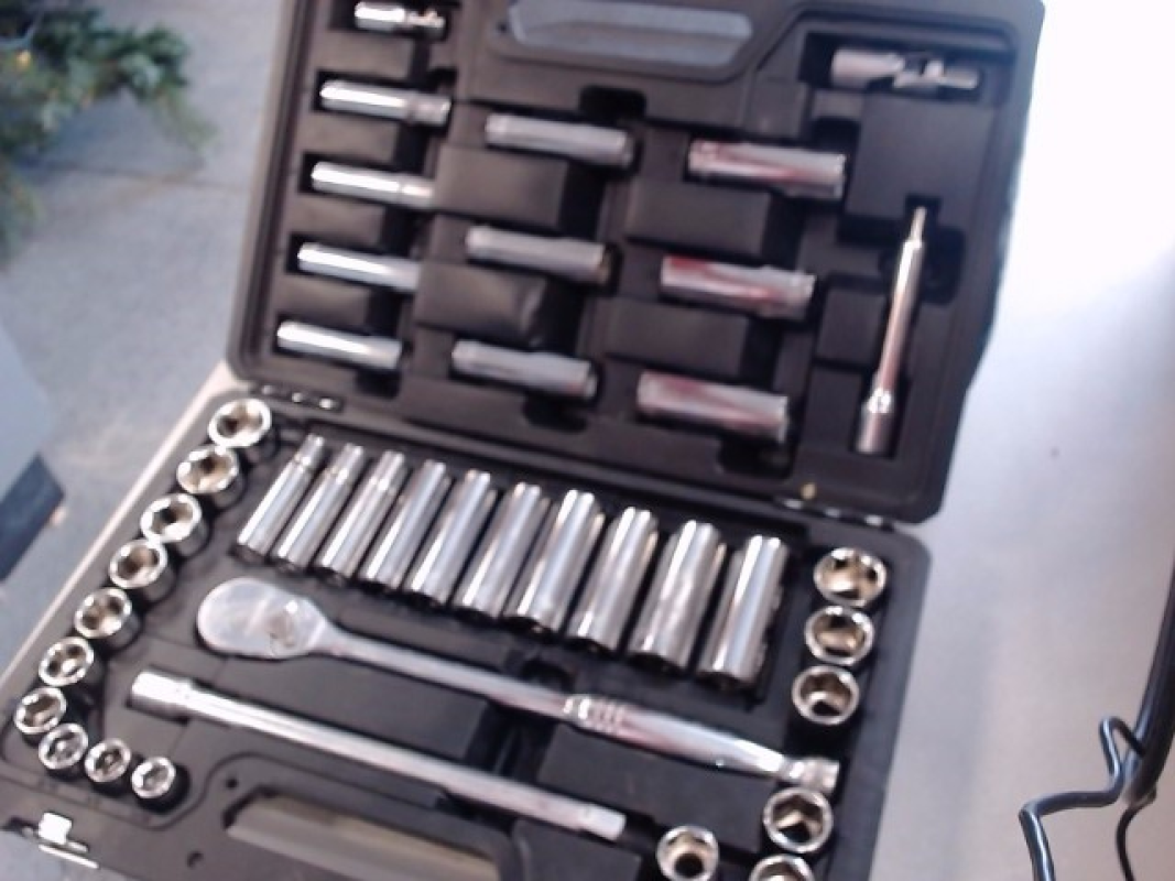 SOCKET SETS