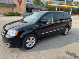 2017 Dodge Grand Caravan Crew Plus