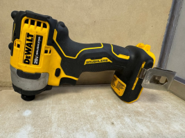 DEWALT 20V MAX ATOMIC Lithium-Ion Cordless Brushless Compact 1/4-inch Impact Dri