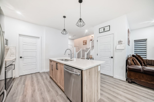 4 BEDROOMS AND 3.5 BATH HOUSE (FINISHED BASEMENT) FOR SALE IN LEDUC AB