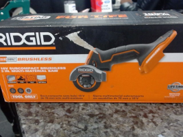 RIDGID 18V SubCompact Brushless Cordless 3-Inch Multi-Material Saw (Tool-Only) w