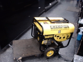 CHAMPION POWER EQUIPMENT 40026 3500 WATT GENERATOR