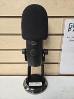 BLUE YETI X MICROPHONE