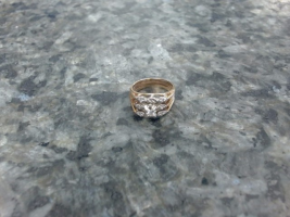 Lady's Diamond Cluster Ring 9 Diamonds .10 Carat T.W. 14K Yellow Gold 5.15g
