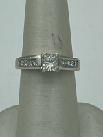 Lady's Diamond Solitaire Ring 10 Diamonds 1.23 Carat T.W. 14K White Gold 4.2g