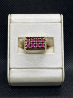 Red Stone Unisex Stone Ring 10K Yellow Gold 7.66g