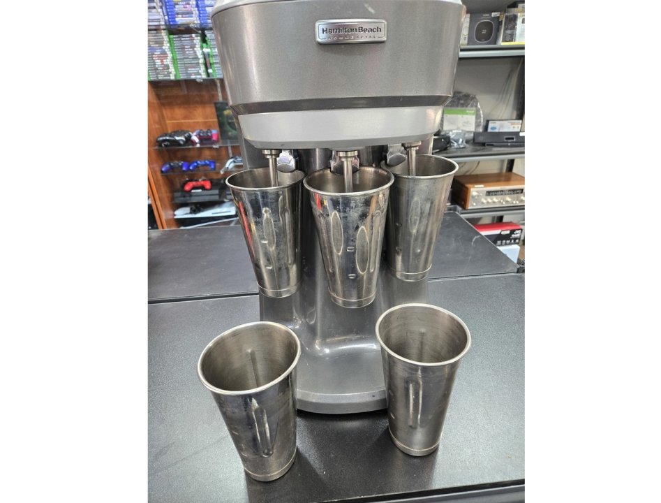 Professional series HMD400 Triple Spindle Drink Mixer, in Guelph, ON