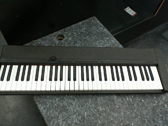 CASIO 61-KEY PORTABLE KEYBOARD in Prince George, BC